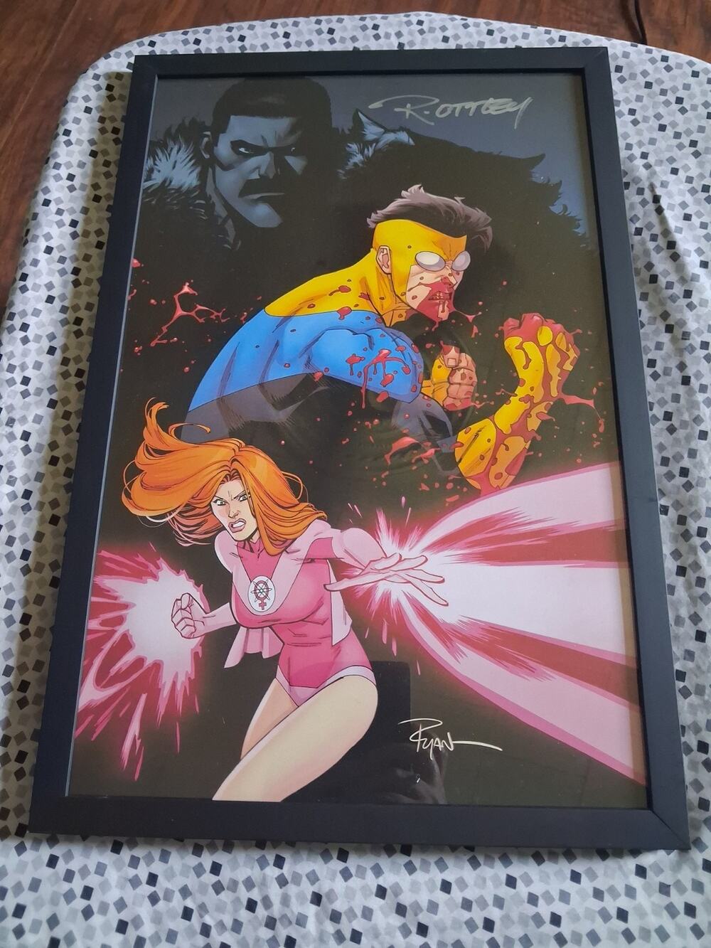 Invincible Battle Damaged And Bloody Mark Ryan Ottley Art Print Signed With COA